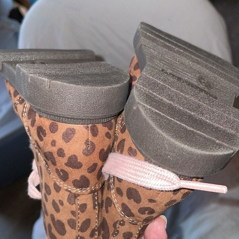 Cat & Jack Animal Print Non Marking Lace Up Boots size 5